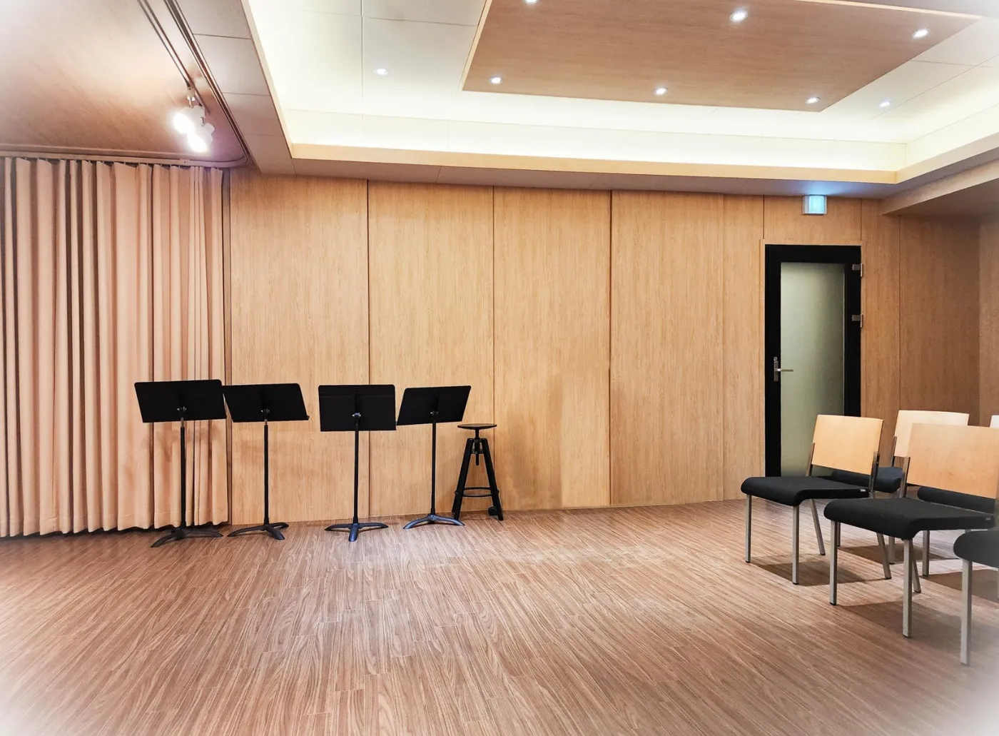 SORIGIO soundproof door installation 13