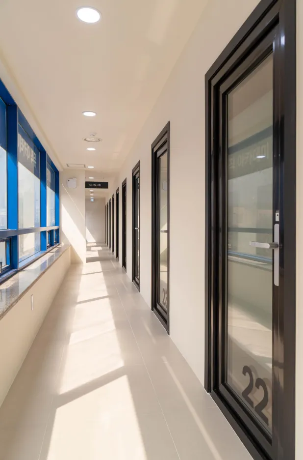SORIGIO soundproof door installation 18